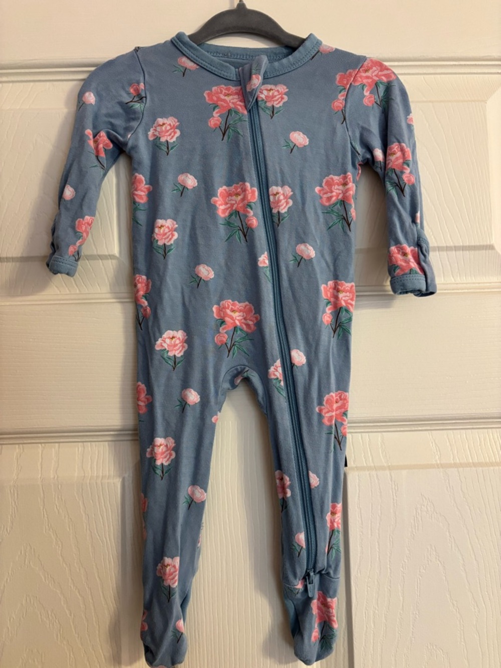 Kyte BABY Blue Floral Zip Footed One-Piece